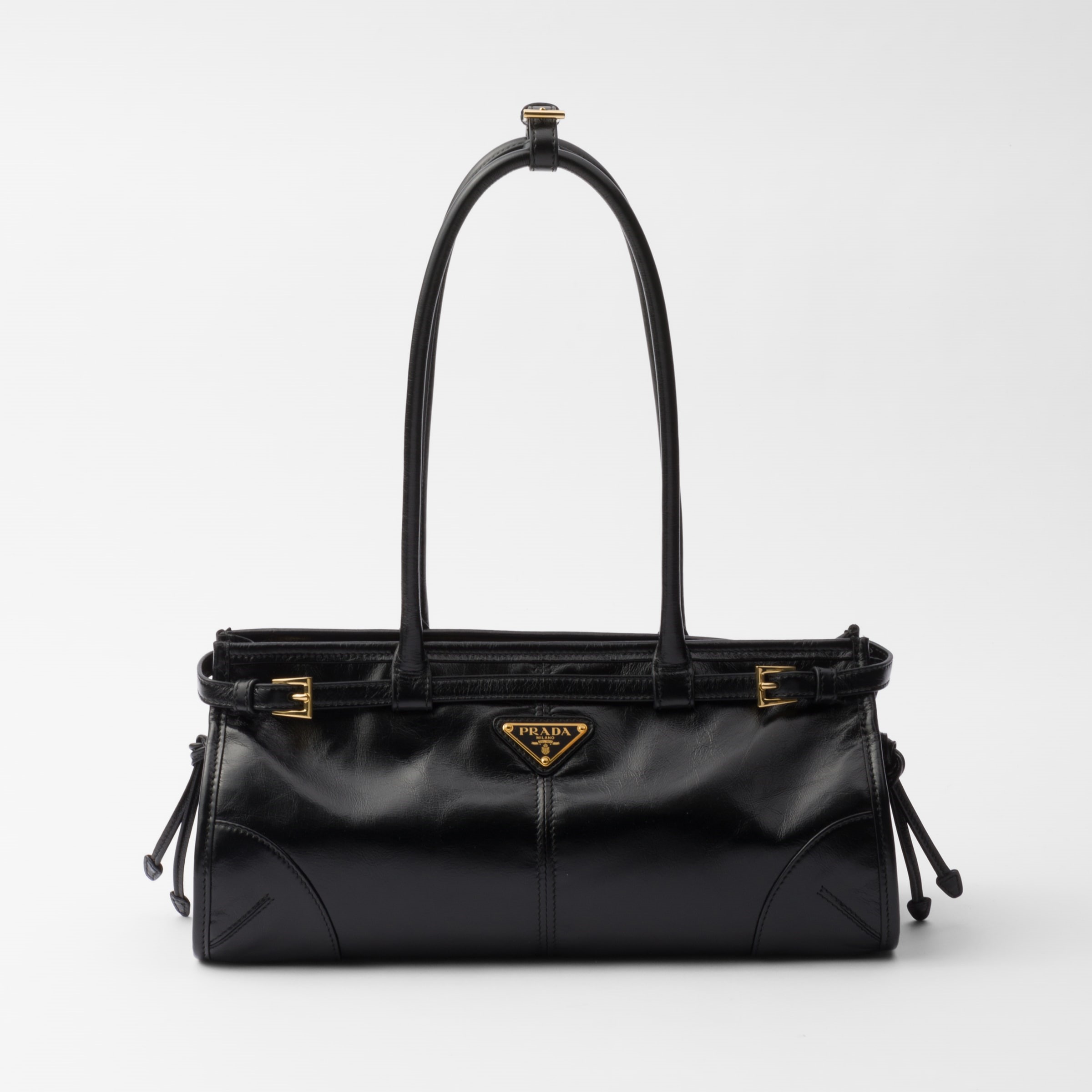 BONNIE MEDIUM LEATHER HANDBAG, CALFSKIN – BLACK