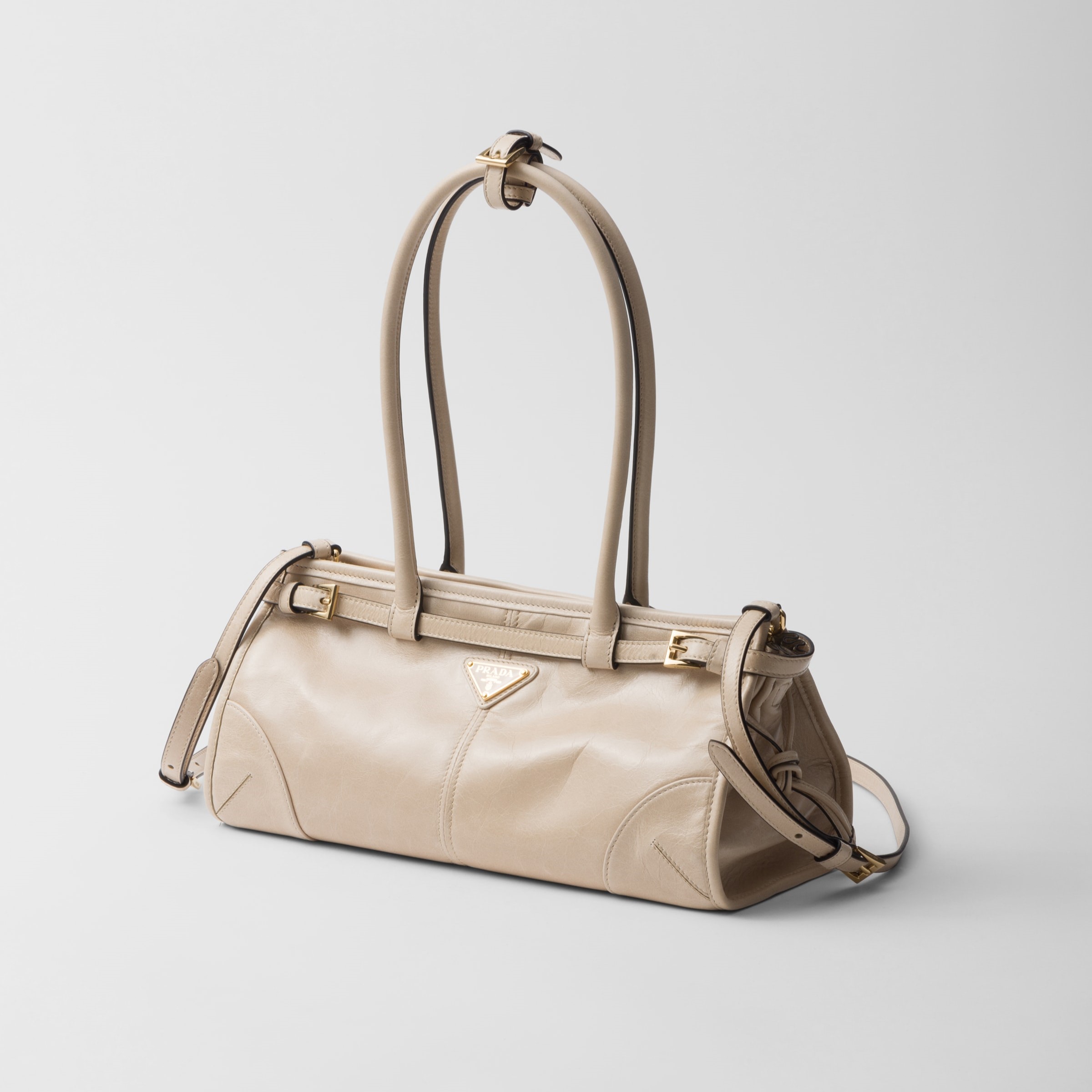 MEDIUM LEATHER HANDBAG, CALFSKIN – TRAVERTINE