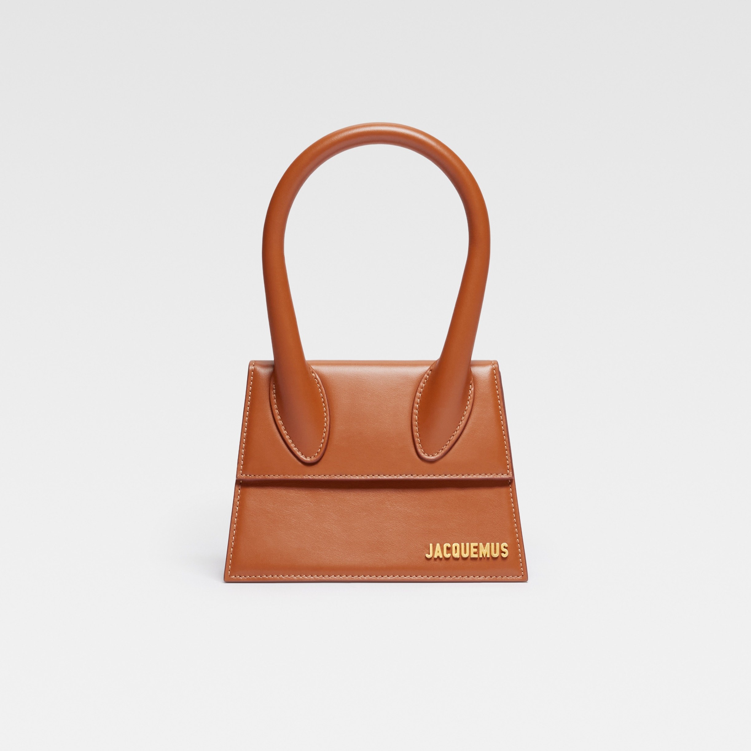 THE MEDIUM CHIQUITO, SMOOTH LEATHER – LIGHT BROWN