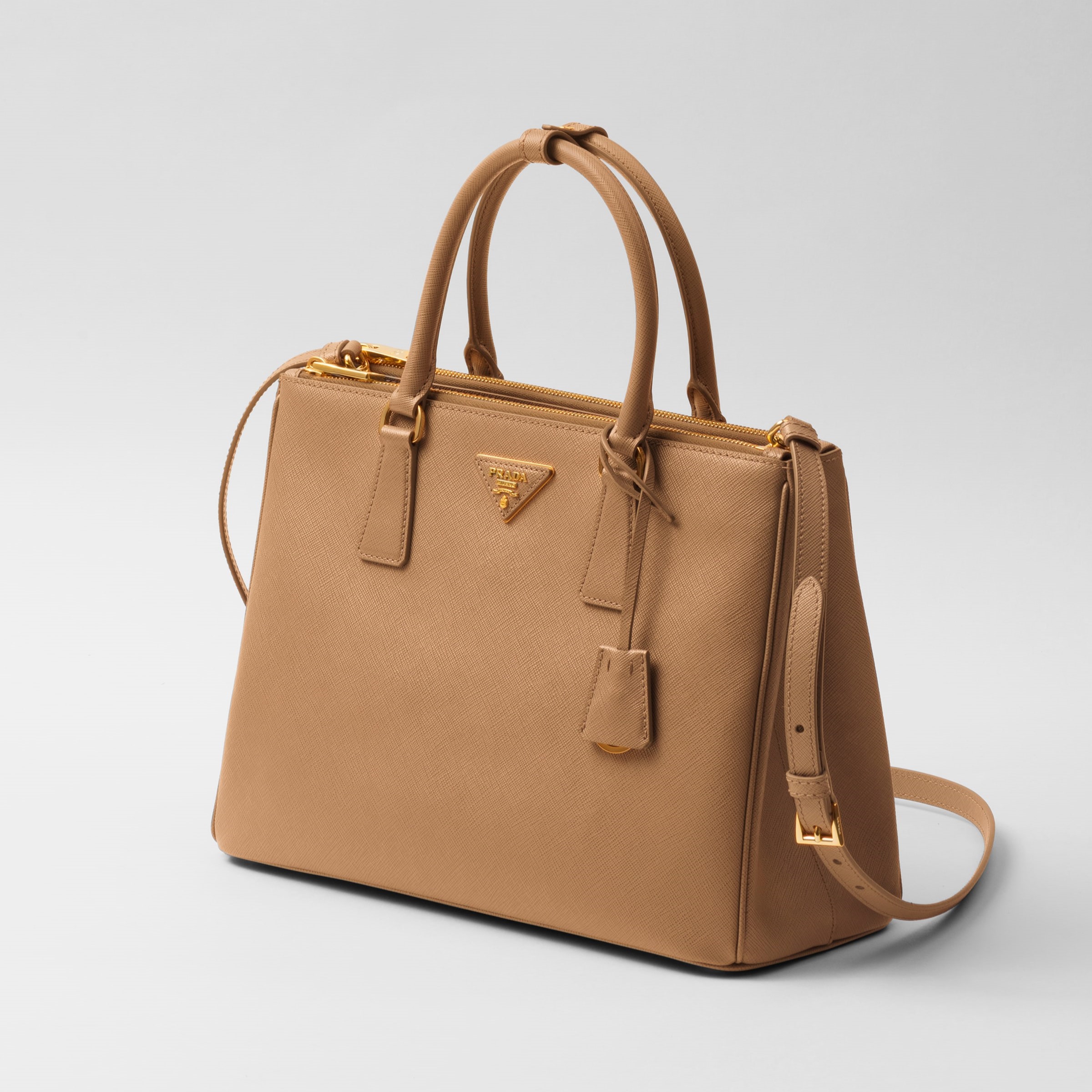 LARGE TOP HANDLE BAG, SAFFIANO LEATHER – NATURAL