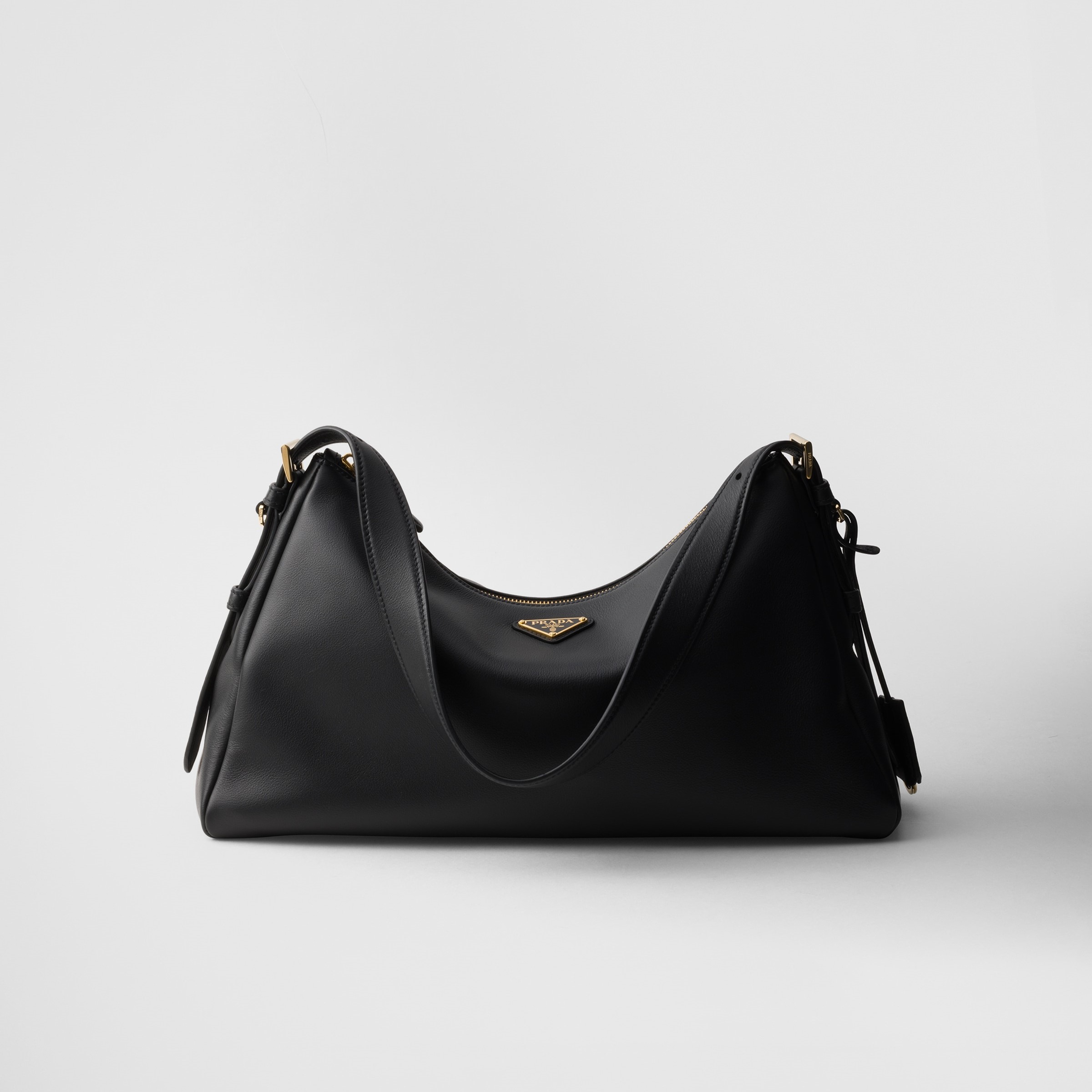 LARGE LEATHER SHOULDER BAG, CALFSKIN – BLACK