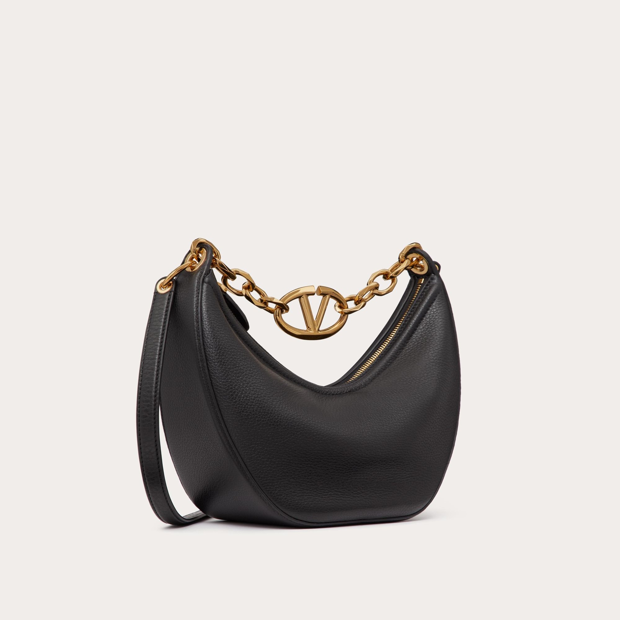 SMALL HOBO BAG WITH CHAIN, GRAINY CALFSKIN – BLACK