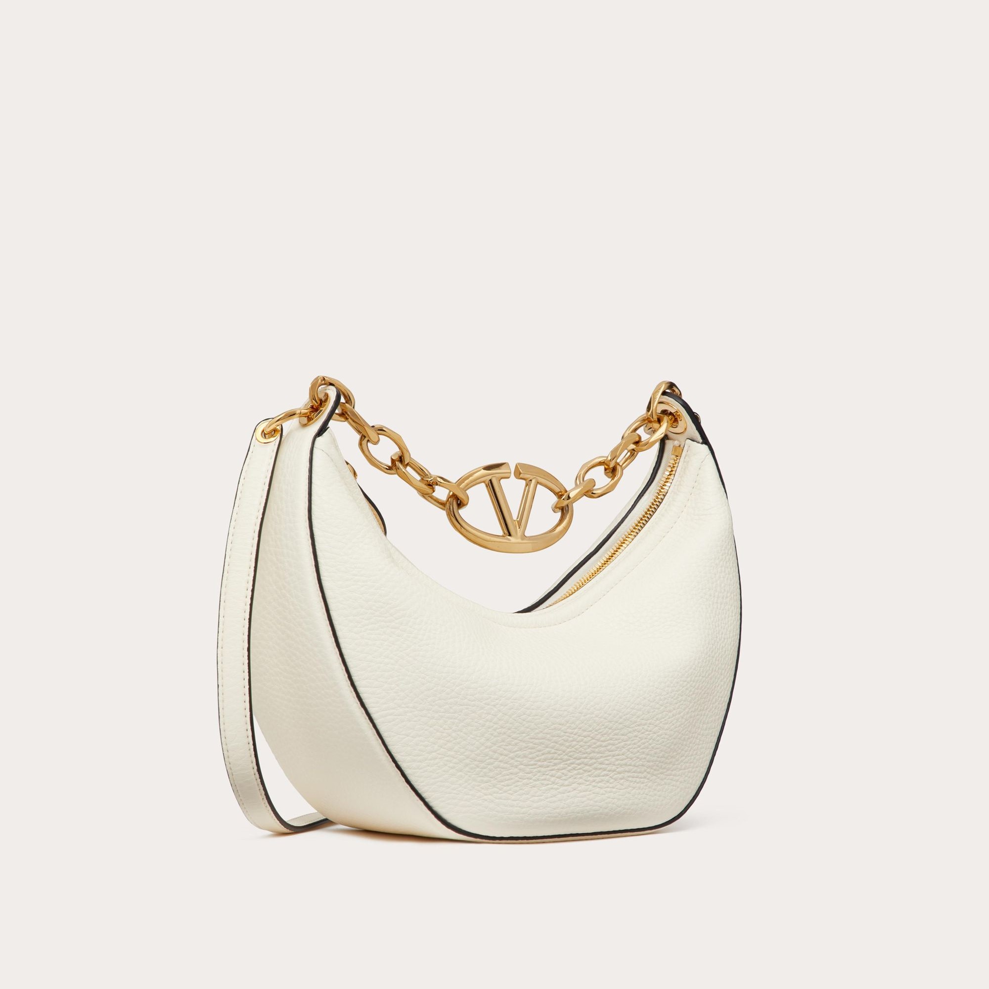 SMALL HOBO BAG WITH CHAIN, GRAINY CALFSKIN – IVORY