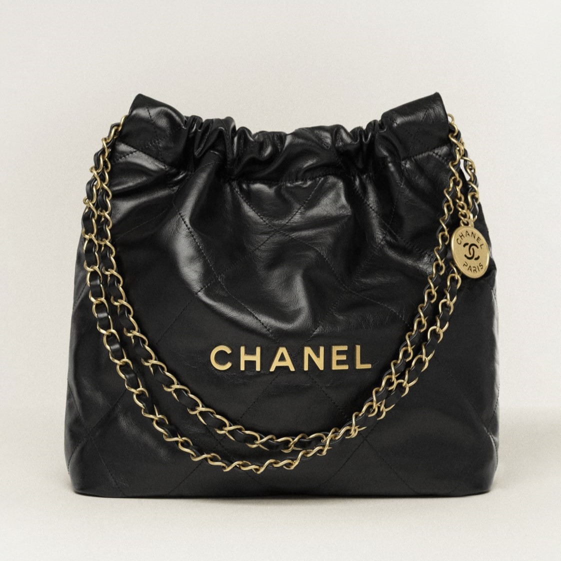 22 SMALL HANDBAG, SHINY CALFSKIN – BLACK