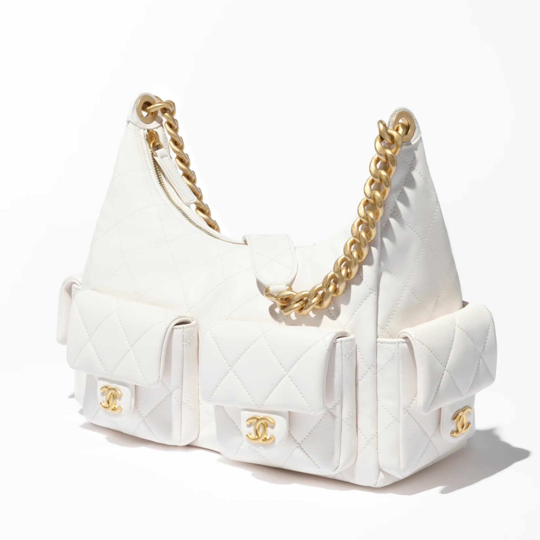 MAXI HOBO BAG, SHINY LAMBSKIN – WHITE