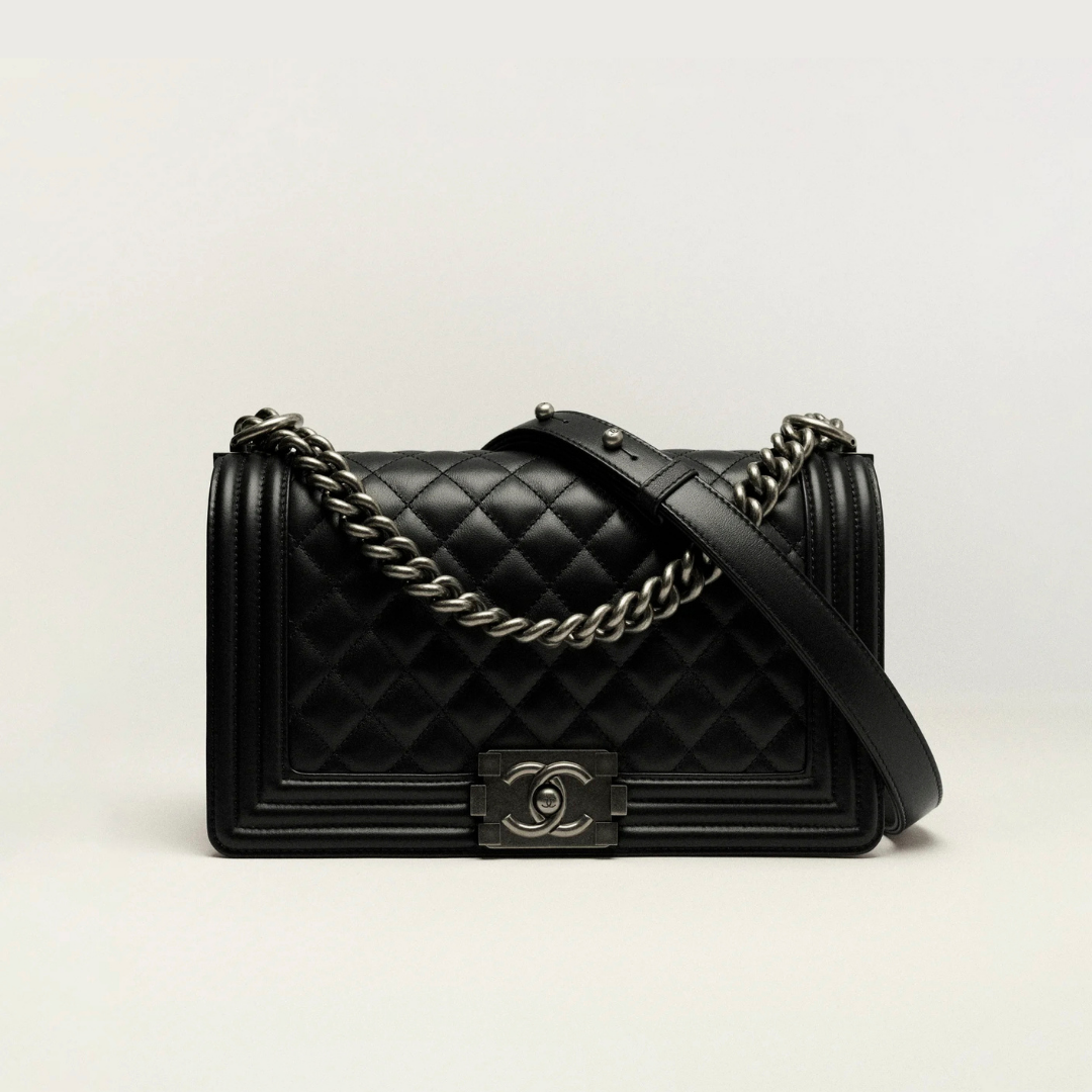 BOXY FLAP BAG, CALFSKIN – BLACK